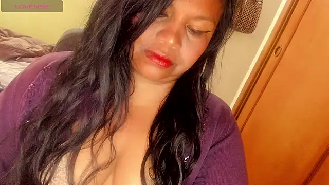 ebonycamelia online show from July 20, 8:22 pm