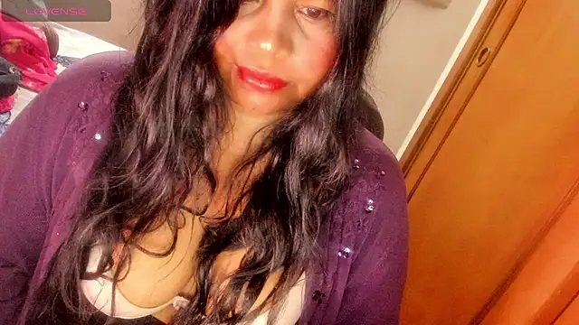 ebonycamelia online show from July 25, 9:51 am