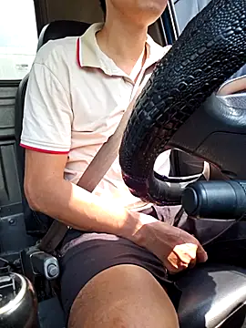 huykkk99 online show from January 7, 6:38 am