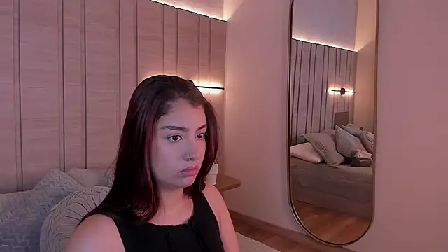 Zoe Mendez online show from January 9, 11:35 am