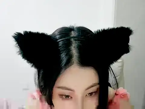 Snapshot of XIAOFENG-2025 chatting on November 24, 8:14 am XIAOFENG-2025 online show from November 24, 8:14 am