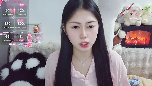 Snapshot of TuTu-077 chatting on April 23, 12:29 pm TuTu-077 online show from April 23, 12:29 pm