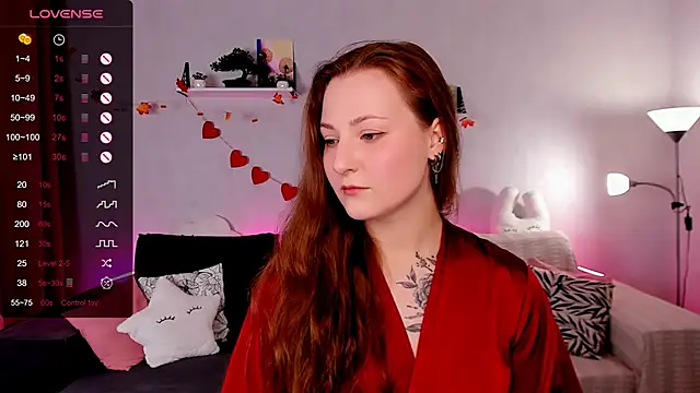 Snapshot of velvet_cherry_ chatting on November 29, 9:01 am velvet cherry online show from November 29, 9:01 am