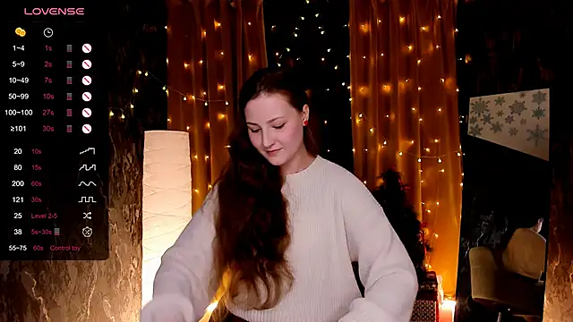 Snapshot of velvet_cherry_ chatting on December 18, 8:53 am velvet cherry online show from December 18, 8:53 am