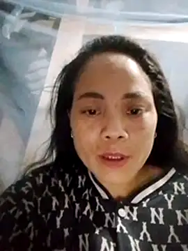 Snapshot of bela-hayes chatting on December 1, 2:33 pm bela-hayes online show from December 1, 2:33 pm