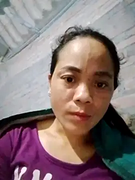 Snapshot of bela-hayes chatting on December 13, 11:10 pm bela-hayes online show from December 13, 11:10 pm