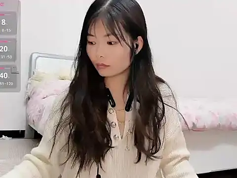 Snapshot of Ava-Baby chatting on November 19, 1:11 pm Ava-Baby online show from November 19, 1:11 pm