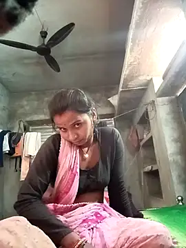 Snapshot of Hot_erion chatting on November 27, 4:14 am Hot erion online show from November 27, 4:14 am