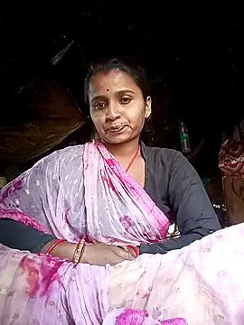 Snapshot of Hot_erion chatting on December 3, 5:26 am Hot erion online show from December 3, 5:26 am