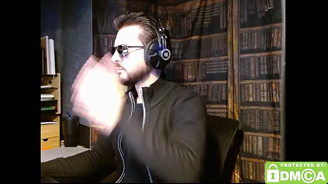 justshutupandwatch online show from November 25, 6:24 am