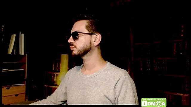 justshutupandwatch online show from December 16, 4:50 am