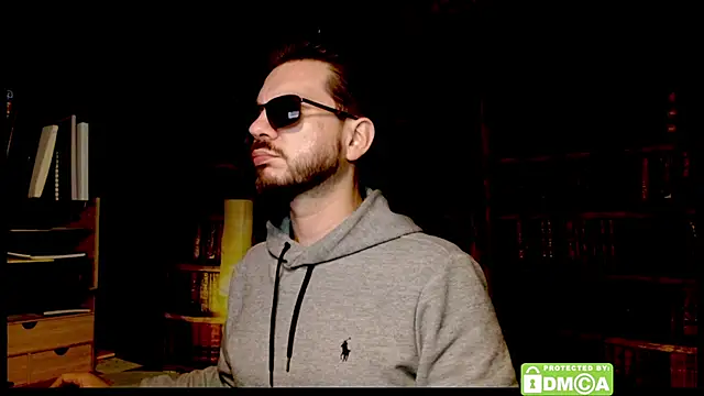 justshutupandwatch online show from December 17, 9:15 am