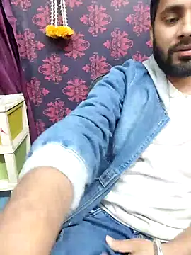 Cute Lucky online show from December 17, 10:10 am