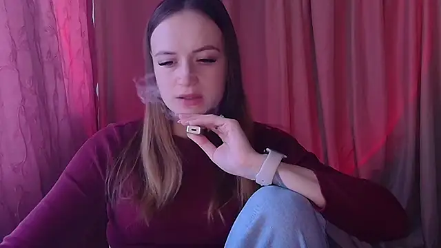 Illa May online show from March 12, 10:32 am