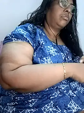 Snapshot of Riya-mallus chatting on November 30, 7:45 am Riya-mallus online show from November 30, 7:45 am