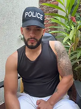 Snapshot of Mike_savage3 chatting on November 22, 12:48 pm Mike savage3 online show from November 22, 12:48 pm