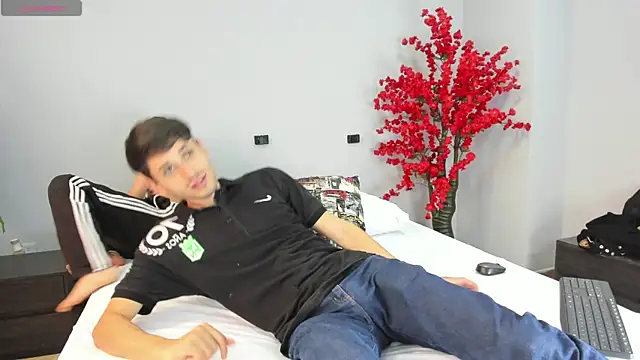 dracke and zara online show from January 15, 12:32 pm