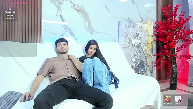 Snapshot of dracke_and_zara chatting on June 1, 12:07 pm dracke and zara online show from June 1, 12:07 pm