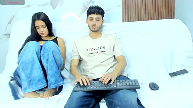 dracke and zara online show from August 4, 12:19 pm
