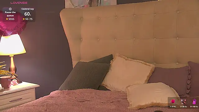 Snapshot of SeniGrandee chatting on June 13, 7:28 am SeniGrandee online show from June 13, 7:28 am