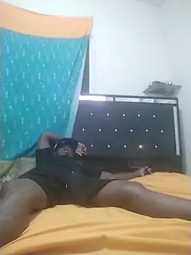 Snapshot of laperson chatting on November 21, 10:41 pm laperson online show from November 21, 10:41 pm