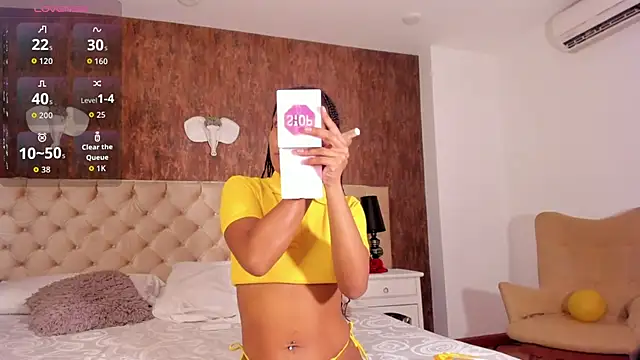 Snapshot of DaimondJohnson chatting on March 12, 4:40 am DaimondJohnson online show from March 12, 4:40 am