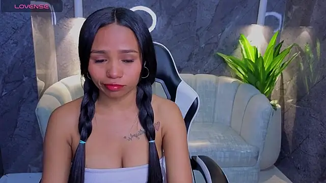 Snapshot of Sofia_Tx_ chatting on November 24, 12:49 pm Sofia Tx online show from November 24, 12:49 pm