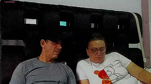 Snapshot of victory_sex chatting on March 21, 10:02 pm victory sex online show from March 21, 10:02 pm