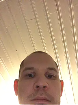 Snapshot of Spielzeugtwink chatting on December 1, 6:57 pm Spielzeugtwink online show from December 1, 6:57 pm