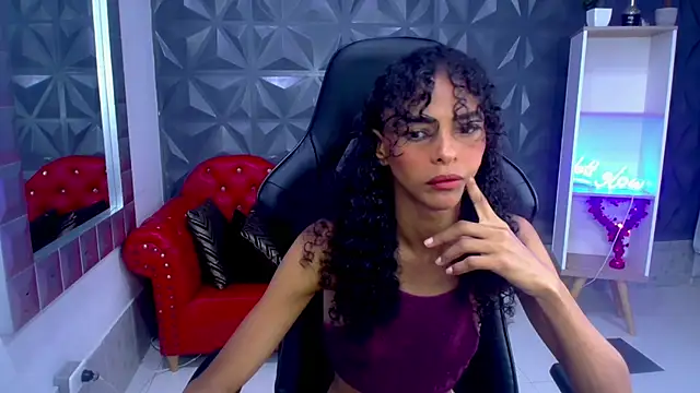 becky lynch 102 online show from January 9, 12:41 pm