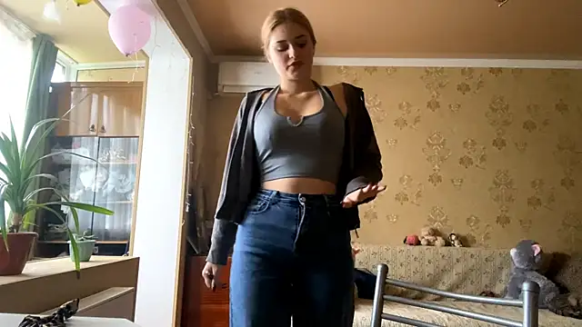 Snapshot of Malley_Saunds chatting on November 26, 9:21 am Malley Saunds online show from November 26, 9:21 am