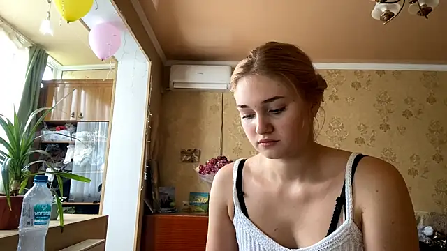 Snapshot of Malley_Saunds chatting on November 27, 7:10 am Malley Saunds online show from November 27, 7:10 am