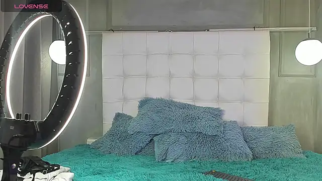 Smile KAI 16 online show from December 4, 3:16 am