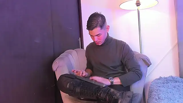 Smile KAI 16 online show from December 14, 4:07 am