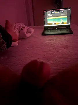 darknebula80 online show from December 14, 9:52 pm