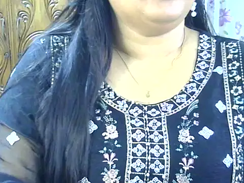 Natasha pihu online show from April 17, 3:04 pm