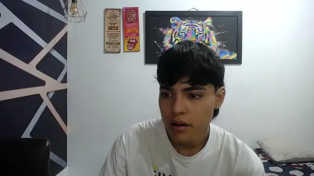 Snapshot of IndigoSexxy chatting on November 25, 1:33 pm IndigoSexxy online show from November 25, 1:33 pm