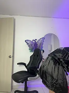 Aria Kitty online show from February 1, 7:45 pm