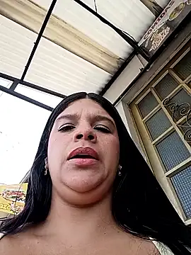 Layla-daring online show from March 17, 7:06 pm