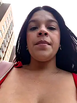 Snapshot of Layla-daring chatting on July 7, 6:56 pm Layla-daring online show from July 7, 6:56 pm
