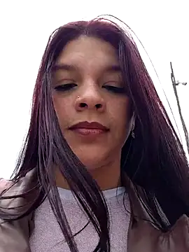 Snapshot of Layla-daring chatting on July 9, 6:23 pm Layla-daring online show from July 9, 6:23 pm