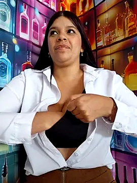 Snapshot of Layla-daring chatting on July 11, 7:38 pm Layla-daring online show from July 11, 7:38 pm