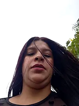 Snapshot of Layla-daring chatting on July 17, 5:40 pm Layla-daring online show from July 17, 5:40 pm
