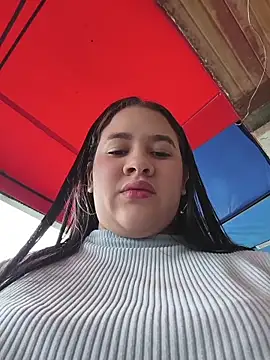 Kendra-daring online show from June 8, 4:40 pm