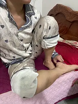 suna218 online show from December 5, 3:09 pm