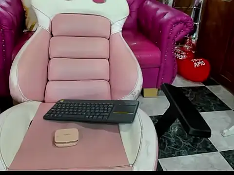 babyschoolgiirl online show from February 5, 12:59 am