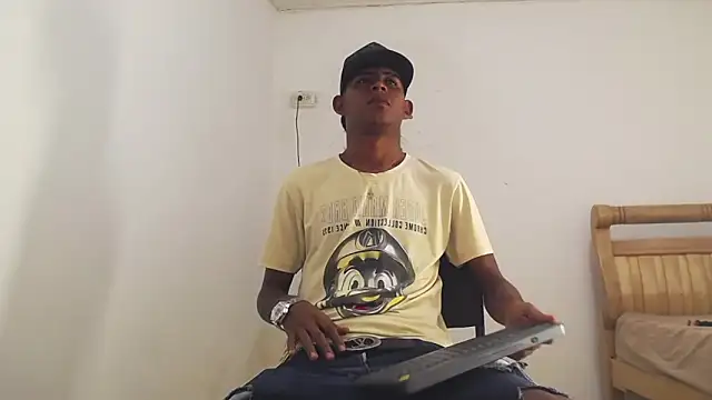 black boy22  online show from December 14, 2:28 am