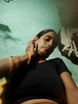 Xxx suhana online show from May 30, 8:06 pm
