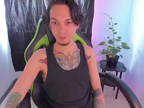 alessandro garcia online show from February 2, 9:24 pm