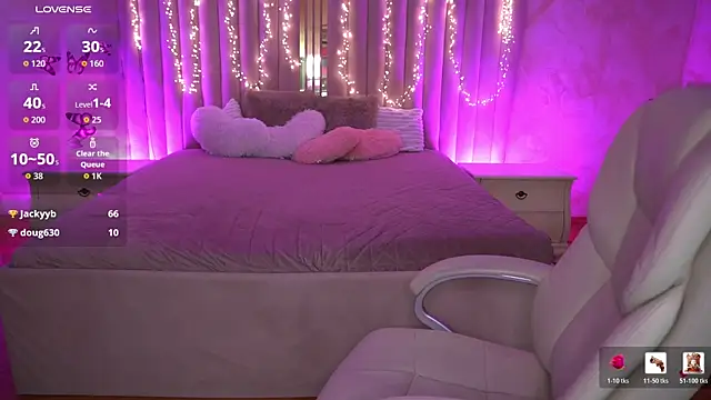 Snapshot of NightAylin chatting on March 9, 10:25 pm NightAylin online show from March 9, 10:25 pm